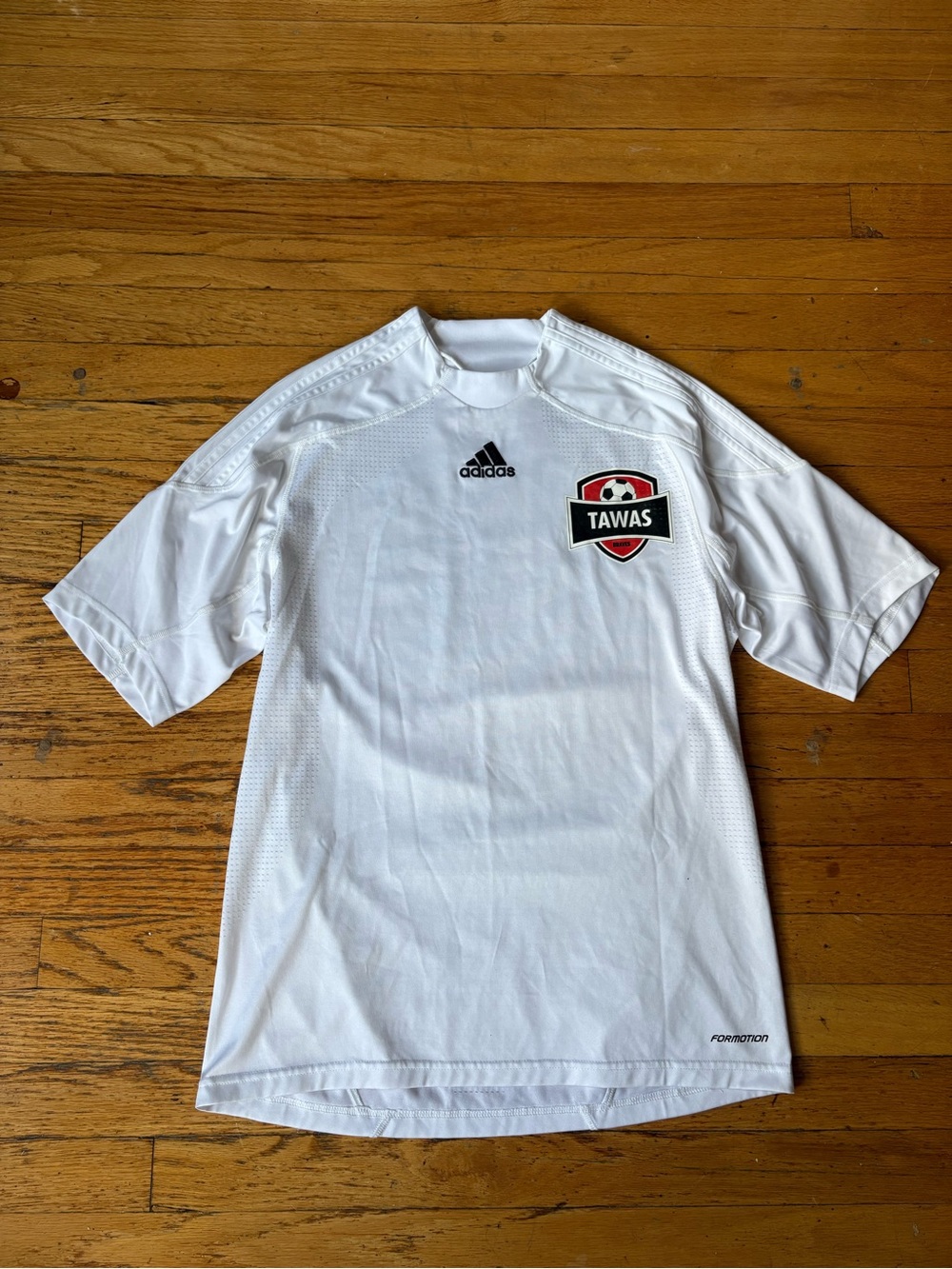 VINTAGE Y2K ADIDAS SOCCER JERSEY #19